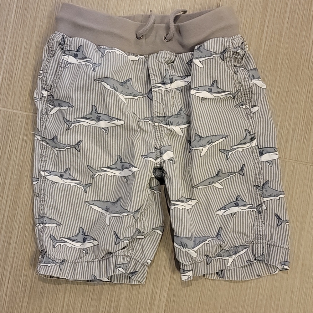 Grey shark boys shorts by GAP